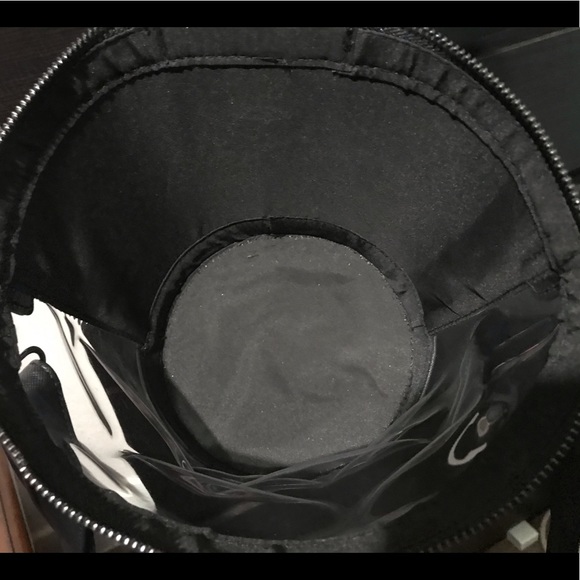 🖤Hatbox Ghost Haunted Mansion Loungefly Satchel👻 - Picture 5 of 6